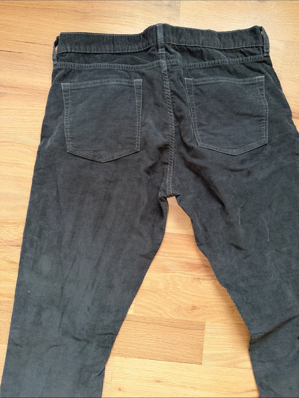 J. Crew Men's Style 250 Corduroy Pants in Dark Gray Waist 34 x Length 34 - Picture 13 of 16
